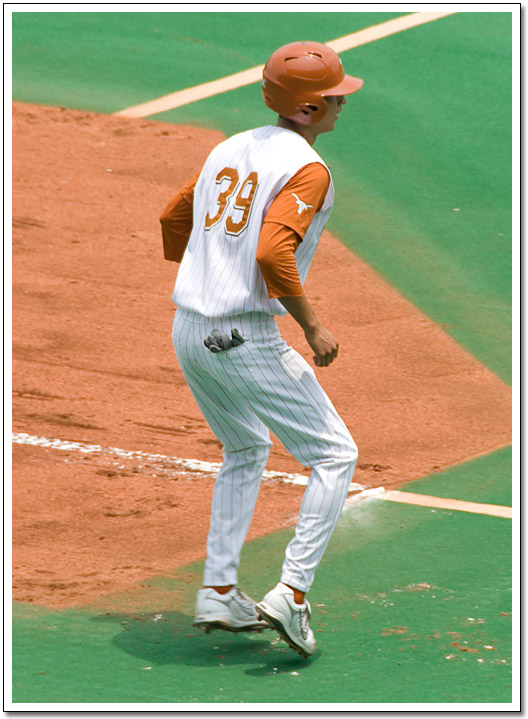 [David Hernandez at 3b]