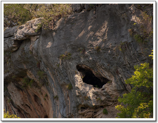 [Hamilton Pool rocks]